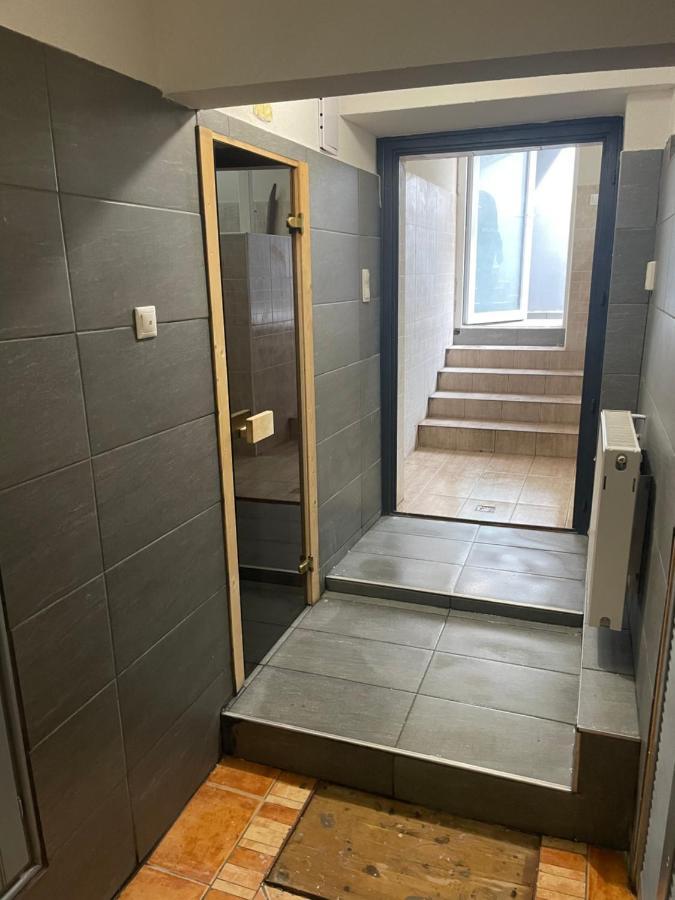 Centrum Wellness Hostel Debreczyn Zewnętrze zdjęcie