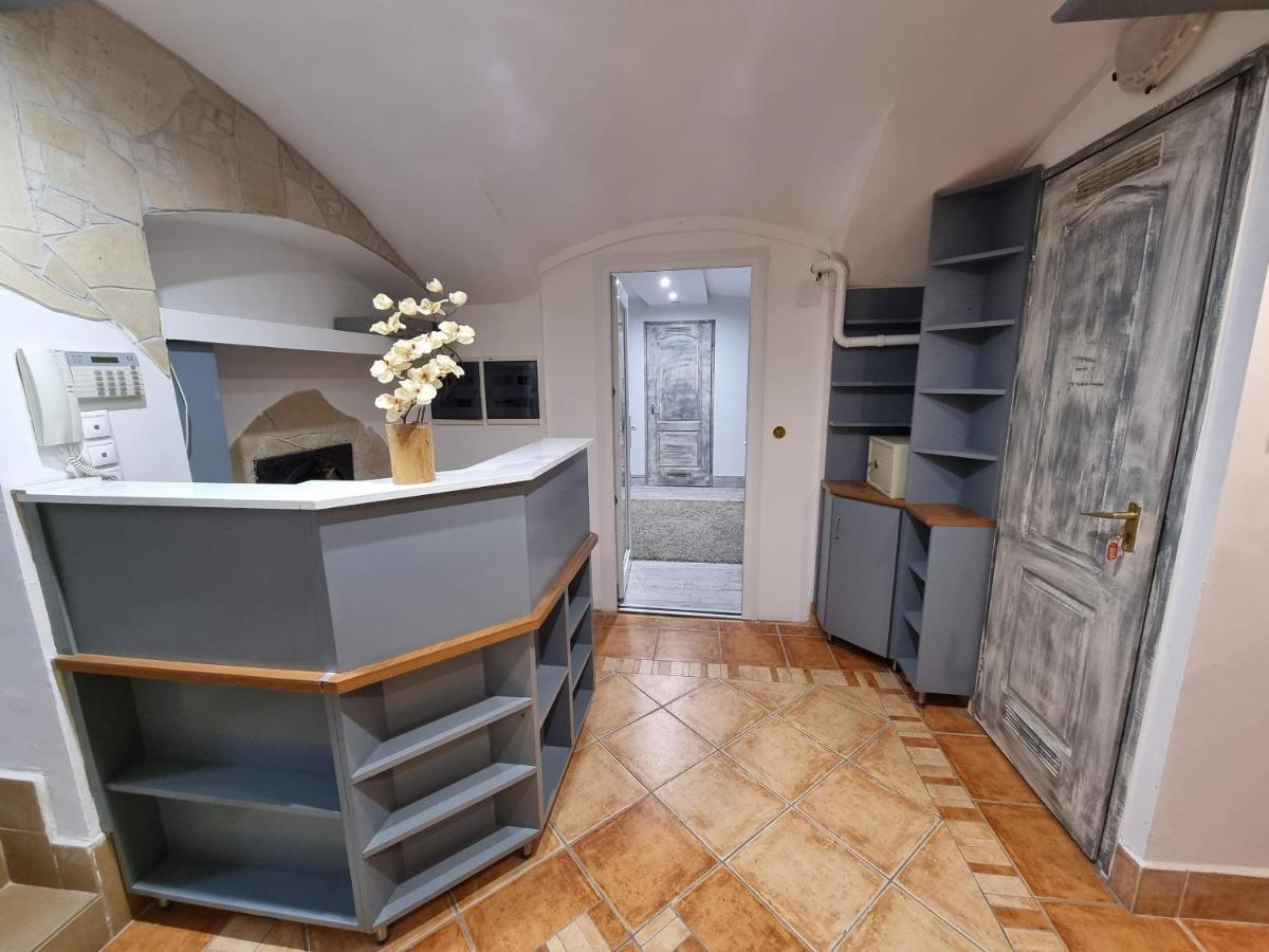 Centrum Wellness Hostel Debreczyn Zewnętrze zdjęcie